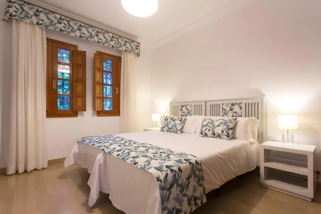 Andalusian Villa On The Sea And The Bay Of Μάλαγα