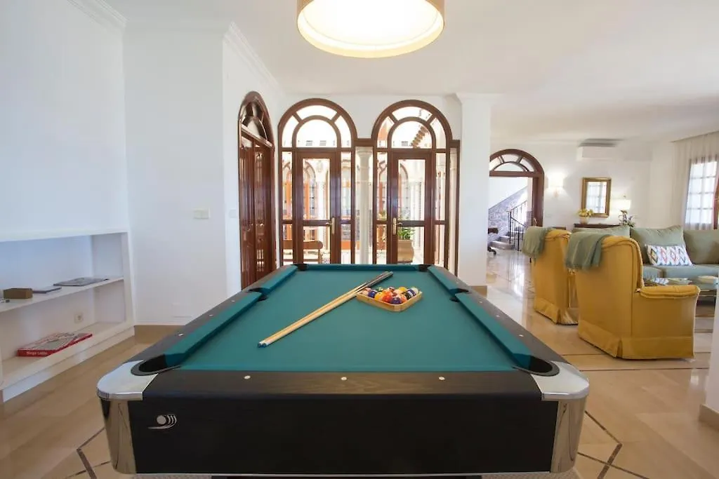 Andalusian Villa On The Sea And The Bay Of Μάλαγα